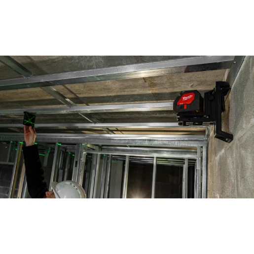 Milwaukee® Alkaline Cross Line Laser in Case