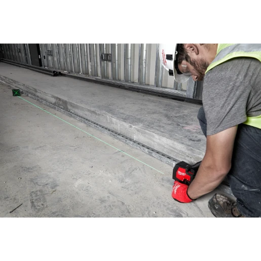 Milwaukee® USB Rechargeable Cross Line Laser Kit