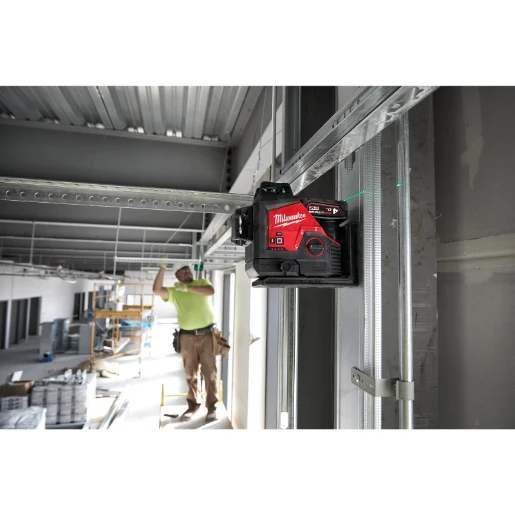 Milwaukee® M12™3PL-0C M12™ 3 Plane Laser Bare Unit in Case