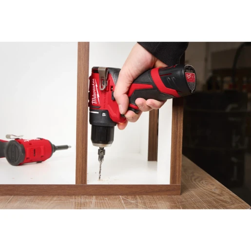 Milwaukee® M12™BLDDRC-202C Kit in Case