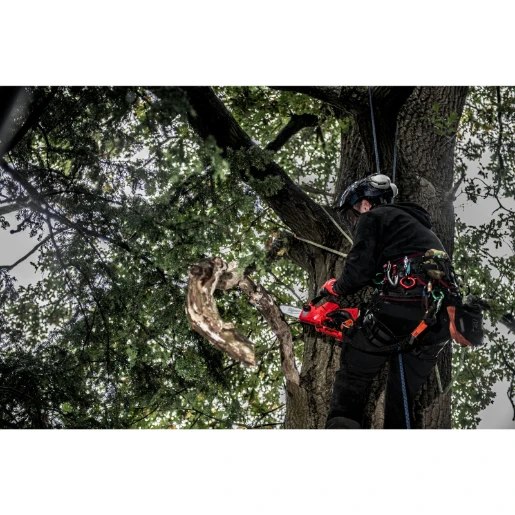 Milwaukee® M12™FHS-0 FUEL™ HATCHET PRUNING SAW