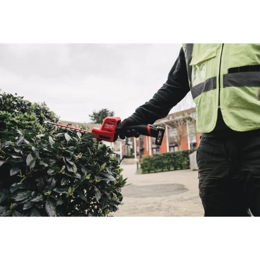 Milwaukee® M12™ FUEL™ Hedge Trimmer 20 cm Bare Unit