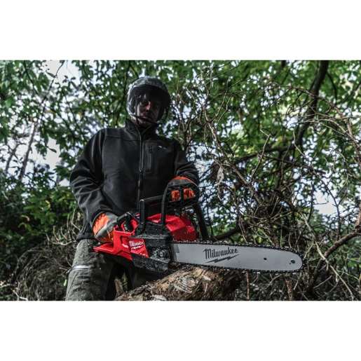 Milwaukee® M18™ FUEL™ Chain Saw 35 cm Bare Unit