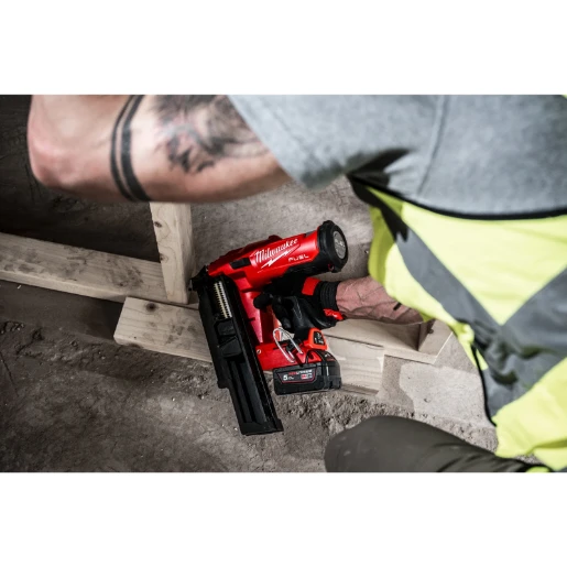 Milwaukee® M18™ FUEL™ 21° Framing Nailer Bare Unit