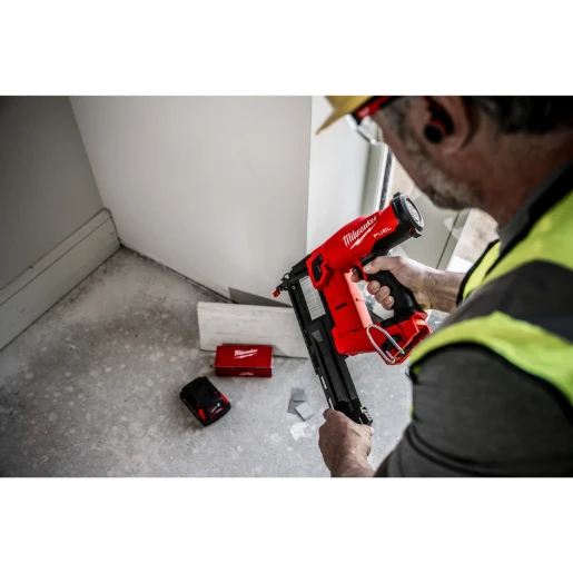 Milwaukee® M18™ FUEL™ 18 GS Finish Nailer Bare Unit