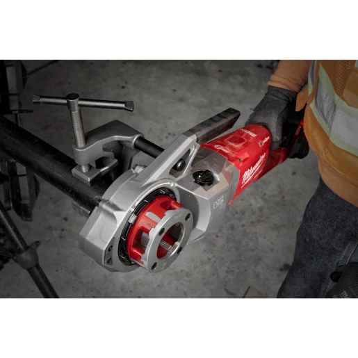 Milwaukee® M18™ FUEL™ Pipe Threader 2