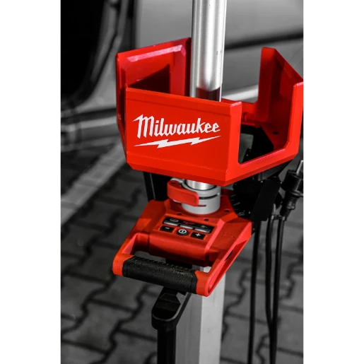 Milwaukee® M18™ HIGH OUTPUT™ Stand Area Light Charger Bare Unit