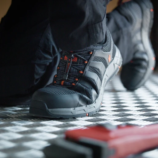 Size 8 Scruffs Argon Safety Trainers Black