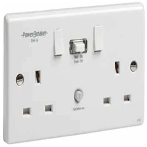 Socket RCD Twin Switched 30Ma White Passive