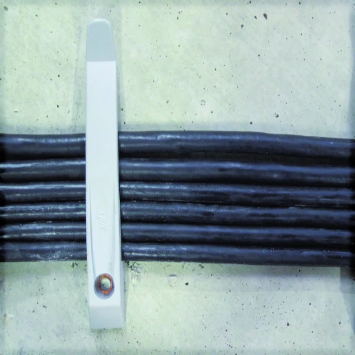 Single Cable Bow