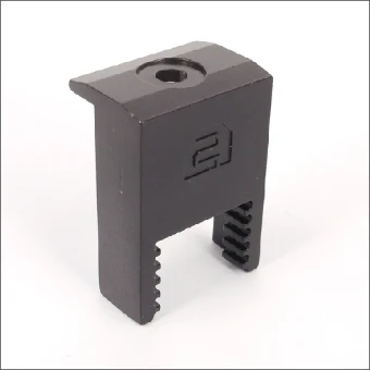 1003950 CLICK-FIT EINDKLEM CFA ZW EX KLEURKAP