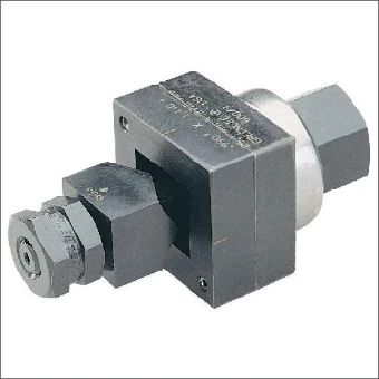 T 60040 GREENLEE PONS R-HOEK 22X30MM