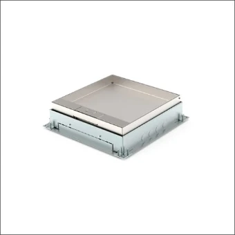 805.3027 HPL BEHUIZING 3XGOOT+1XBUIS T25ZR