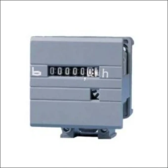 629.A2 10-80VDC 48X4 BAUSER URENTELLER GRIJS 10-80VDC 48X4