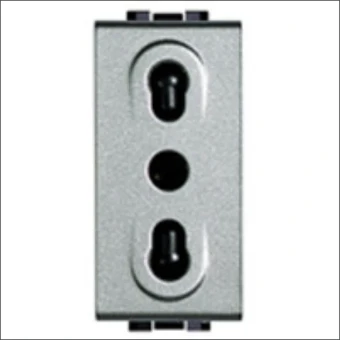 BTNT4180 BTICINO WANDCONTACTDOOS LIGHT TECH 2P+