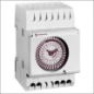  QRTZ 180 INTERMATIC SCHAKELKLOK 24H/30MIN 230V 16A