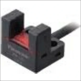 PM-L25-P PANASONIC SENSOR U-VORM PNP+1M