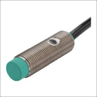 NJ4-12GM40-E2 PEPPERL EN SENSOR IND 4MM 10-60VDC