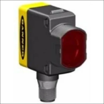 QS30AF600Q BANNER FOTOCEL DIFFUUS 600MM 10-30VDC