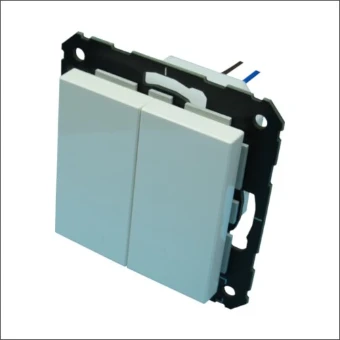 IC T4-LJ DIGITALSTR DRUKKNOP 4V LICHT/KAMERDR 1-W