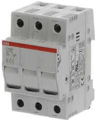 E 93/32 - 2CSM204753R1801