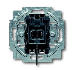 2020/10 US-101 - 2CKA001413A1111