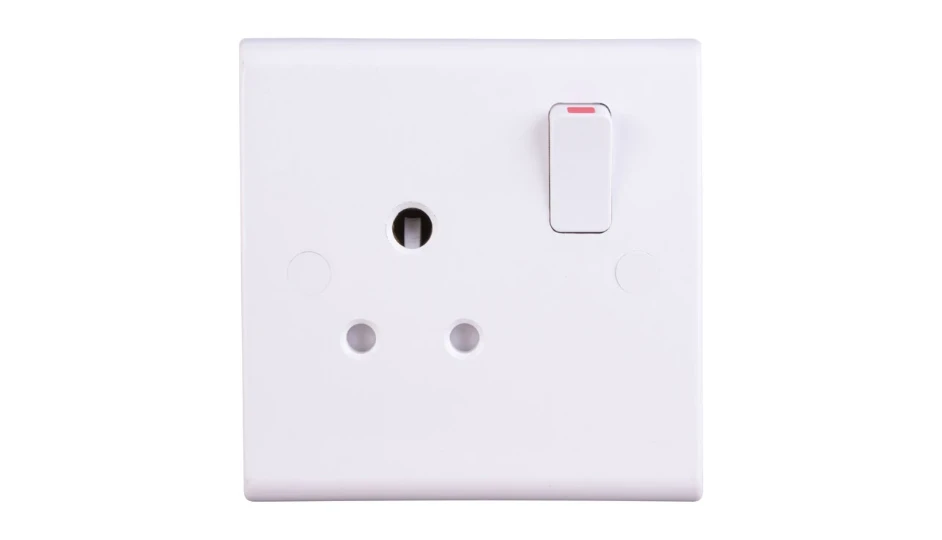 Slimline 5A Switched Socket DP Round Pin | DETA Electrical