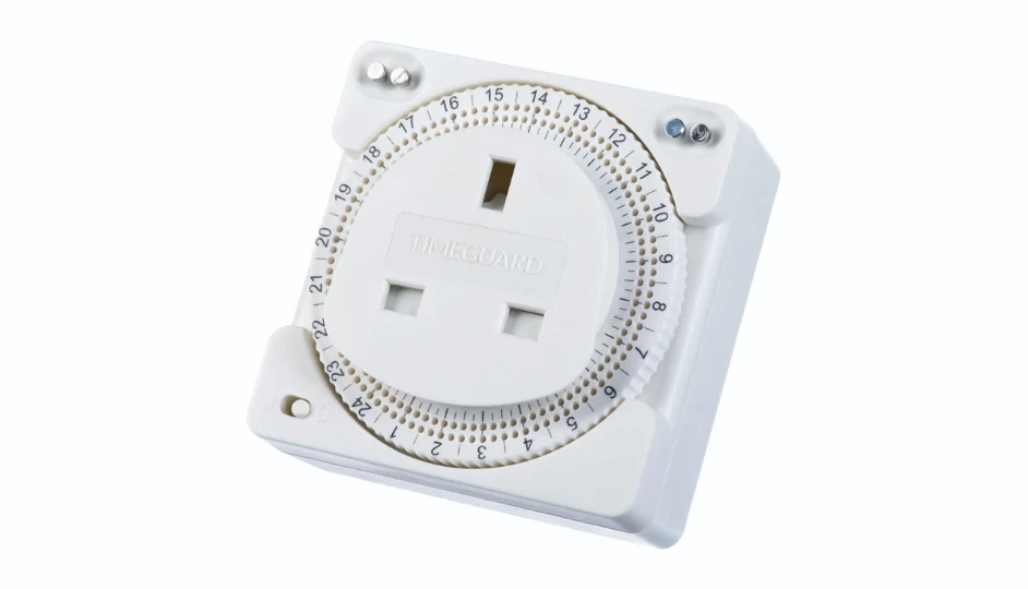 24 Hour Compact Plug-In Time Controller | DETA Electrical