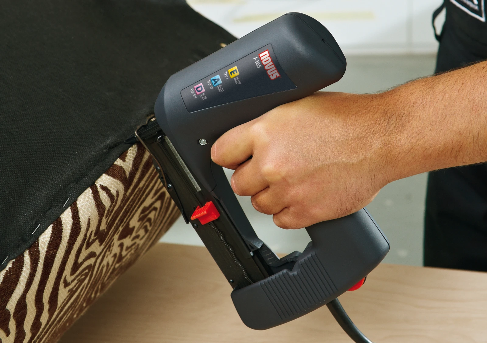 Novus Elektrische Tacker J-165 Extra Power