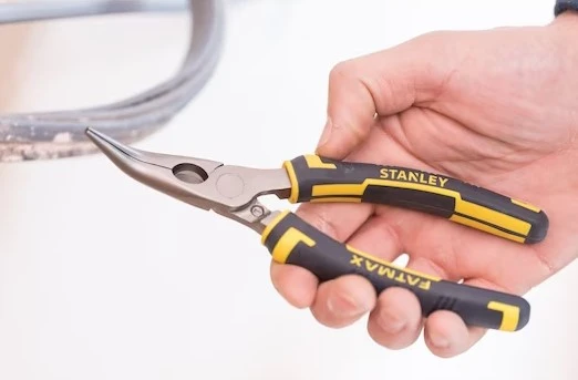 Stanley Telefoontang Gebogen 150 mm