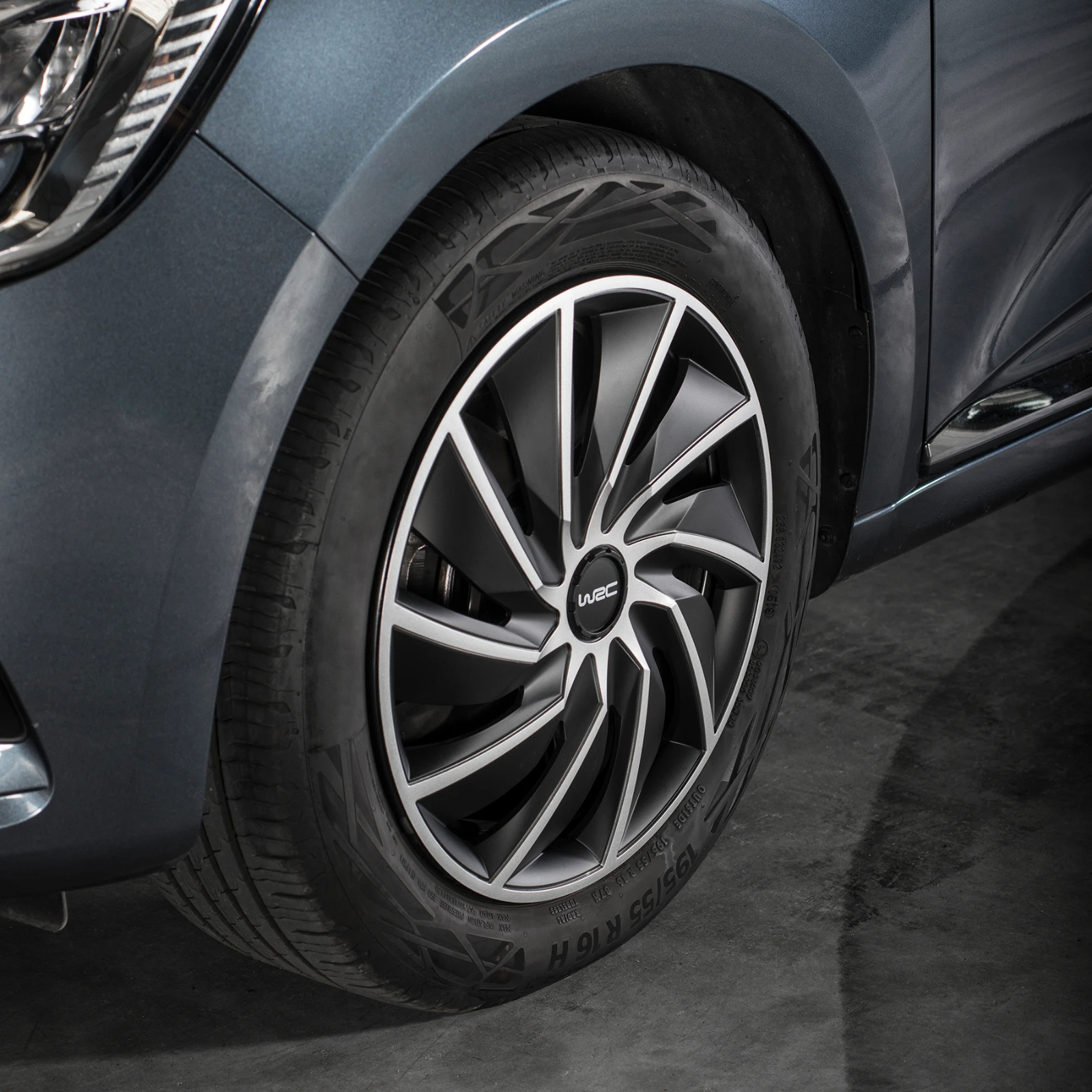 WRC Wieldoppen 15 inch - zilver/zwart - 4st