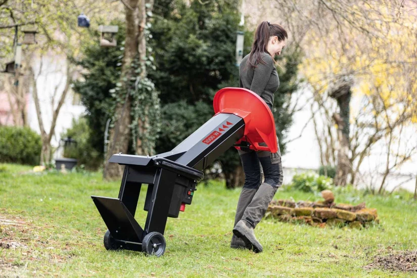 Scheppach Hakselaar BioStar 3000 - 3500W - Geschikt voor takken tot O45mm - 400V