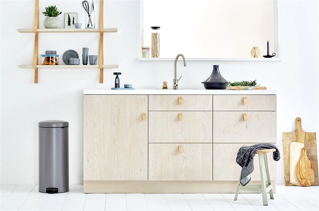 Brabantia Pedaalemmer Newicon 30L - platinum