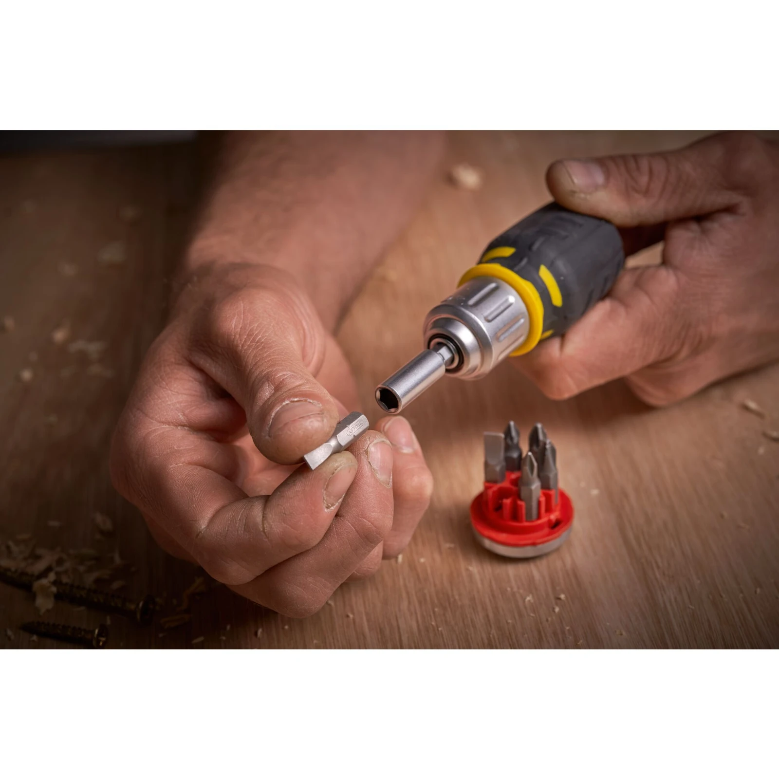 Stanley FatMax Ratelschroevendraaier Stubby (incl. 6 bits)