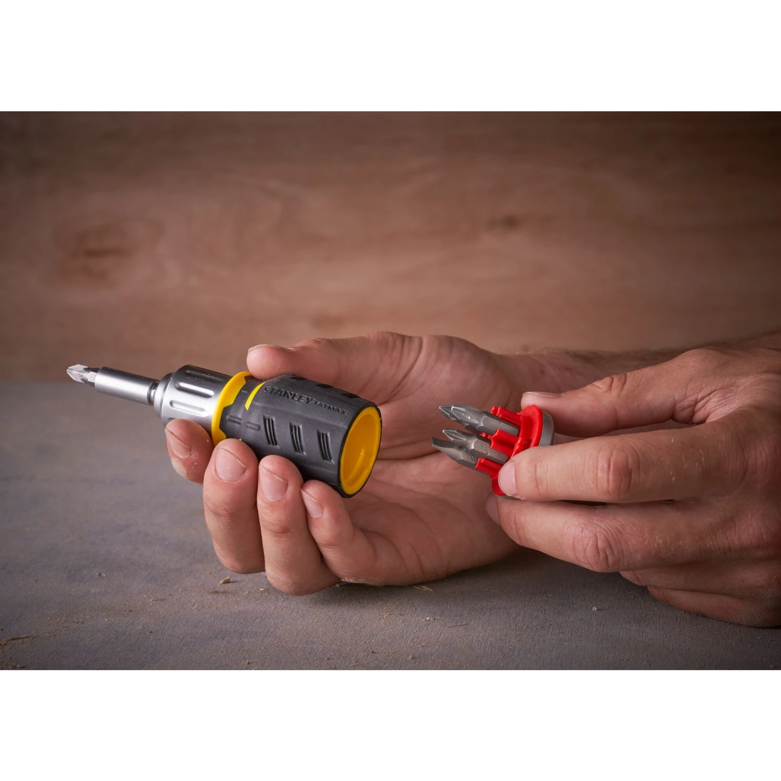 Stanley FatMax Ratelschroevendraaier Stubby (incl. 6 bits)