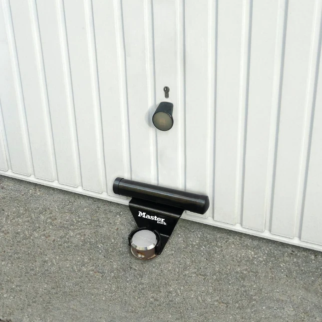MasterLock Garagedeurslot O71 mm - zwart