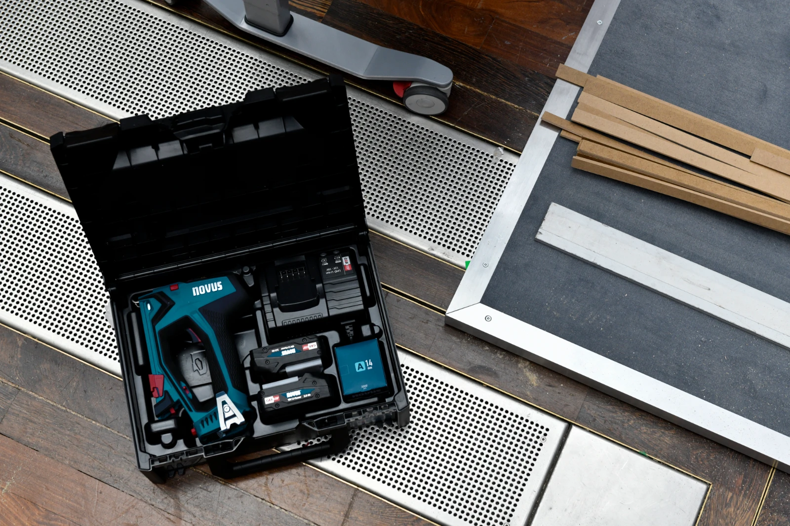 Novus Accu tacker J-550 met accu (kofferset)