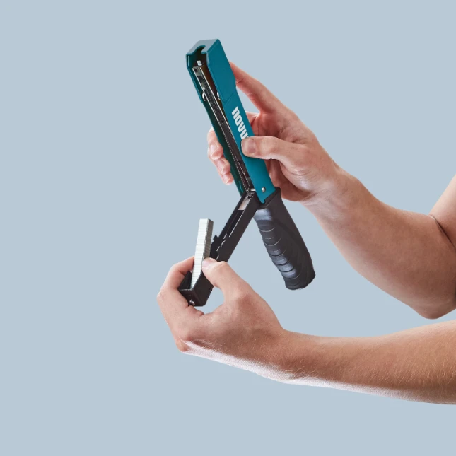 Novus Hamertacker J-033