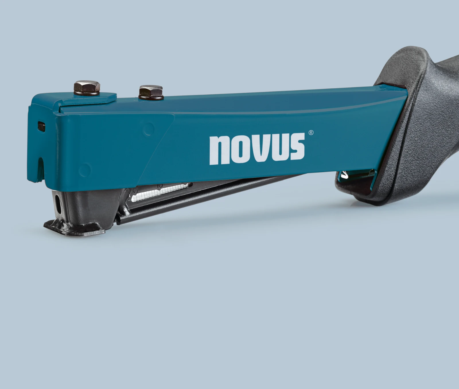 Novus Hamertacker J-044