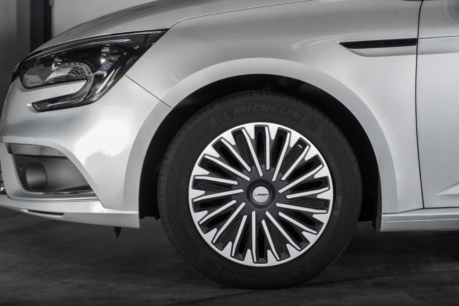 Michelin Wieldoppen Soho 15 inch - 4 stuks