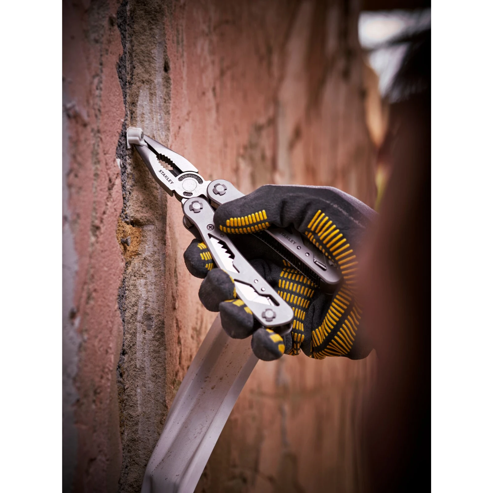 Stanley Multi-tool 12-in-1 RVS 165 mm