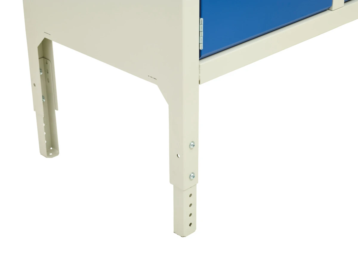 bott Verso verstelbare werkbank 2000x600x830-930mm Multiplex 9 laden RAL 5010