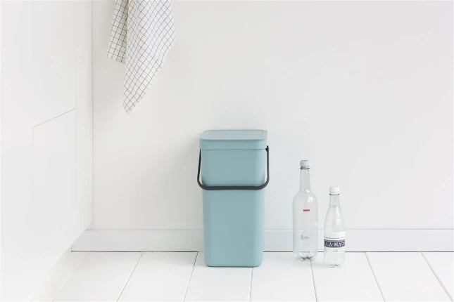 Brabantia Afvalemmer Sort & Go 16L - mint