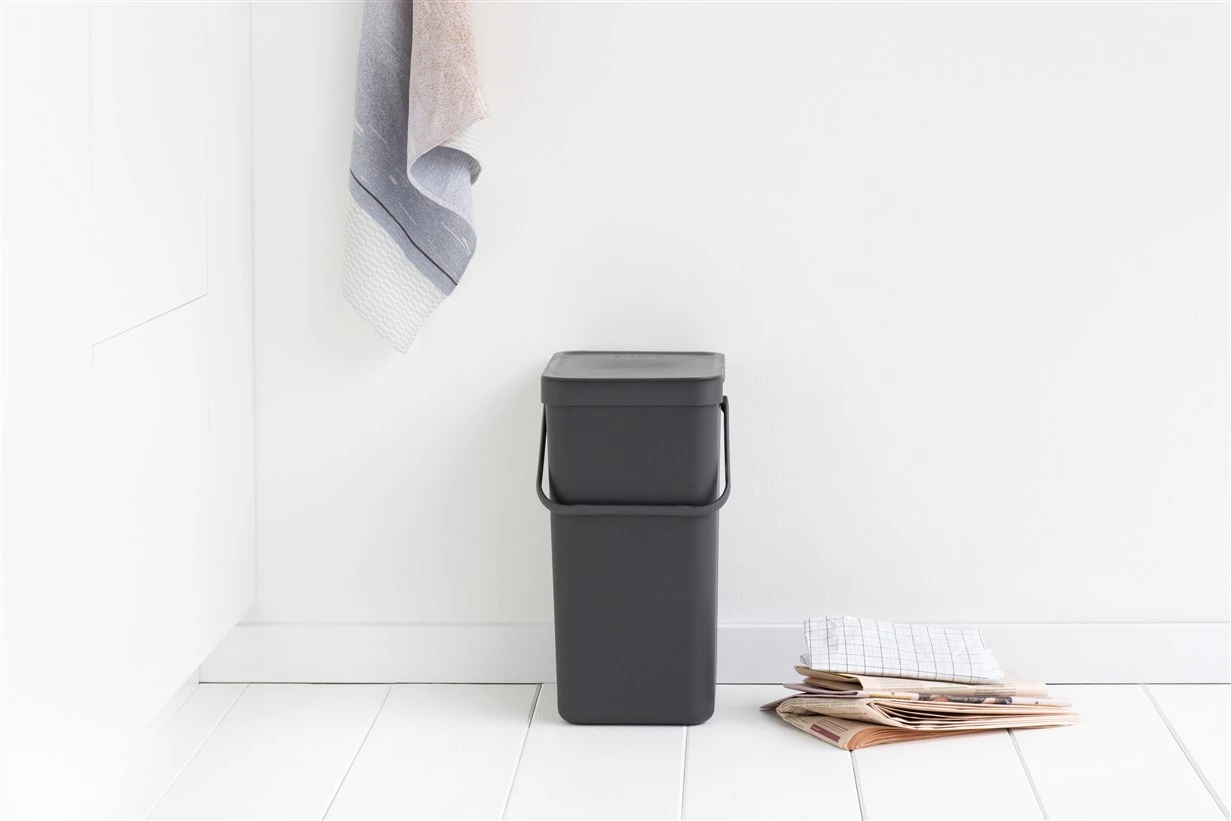 Brabantia Afvalemmer Sort & Go 16L - grijs