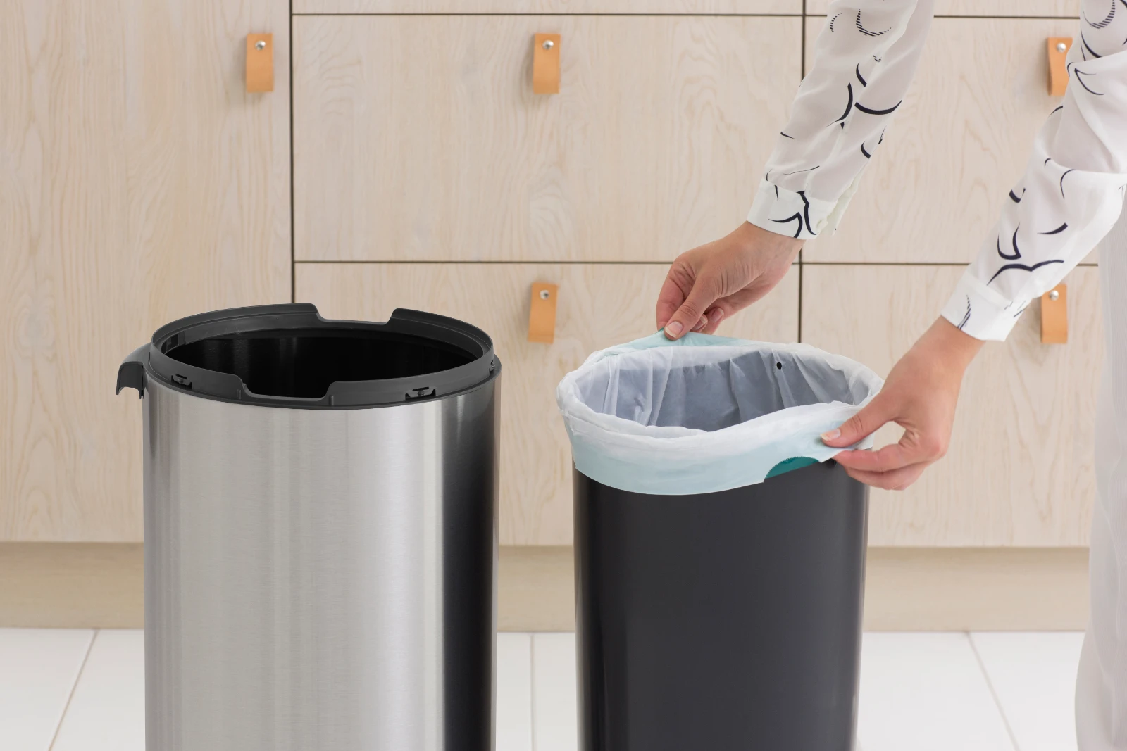 Brabantia Afvalemmer Touch Bin 30L - matt steel