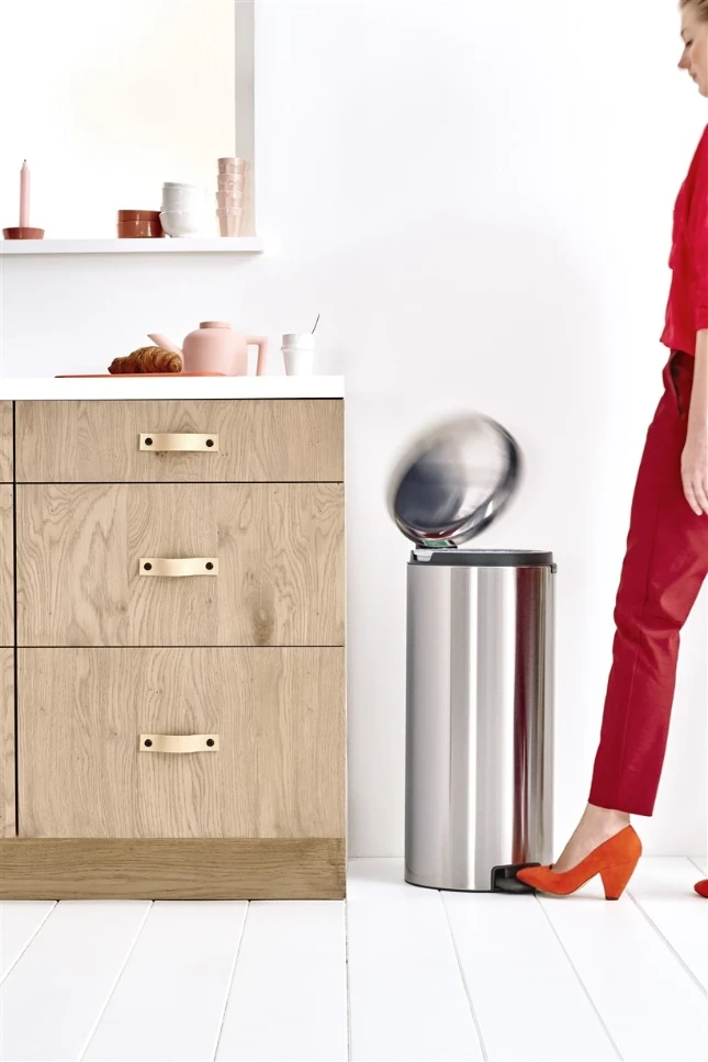 Brabantia Pedaalemmer Newicon 30L - matt steel