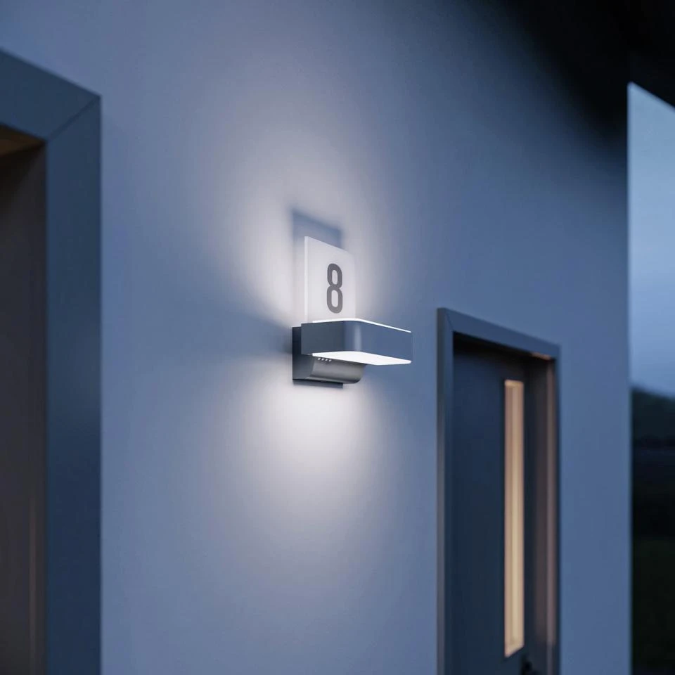 Steinel LED-buitenlamp L 820 SC zilver - met bewegingsmelder