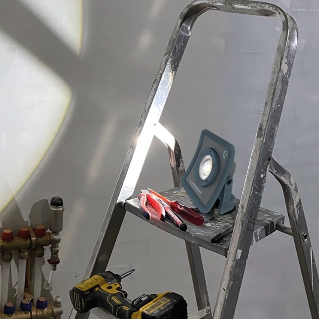 Scangrip LED-bouwlamp for LIFE Nova R 2000lm