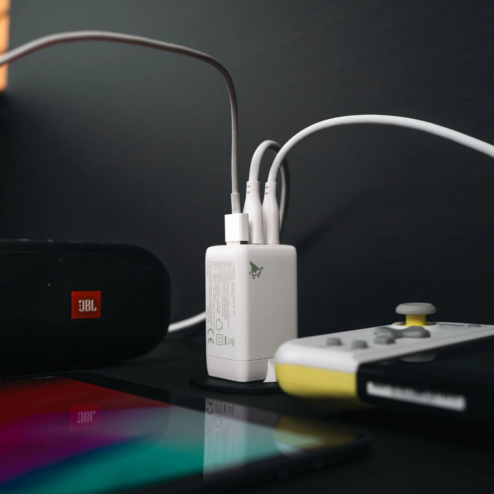 Aqiila Snellader Chargebird W4 120W 3 poorten