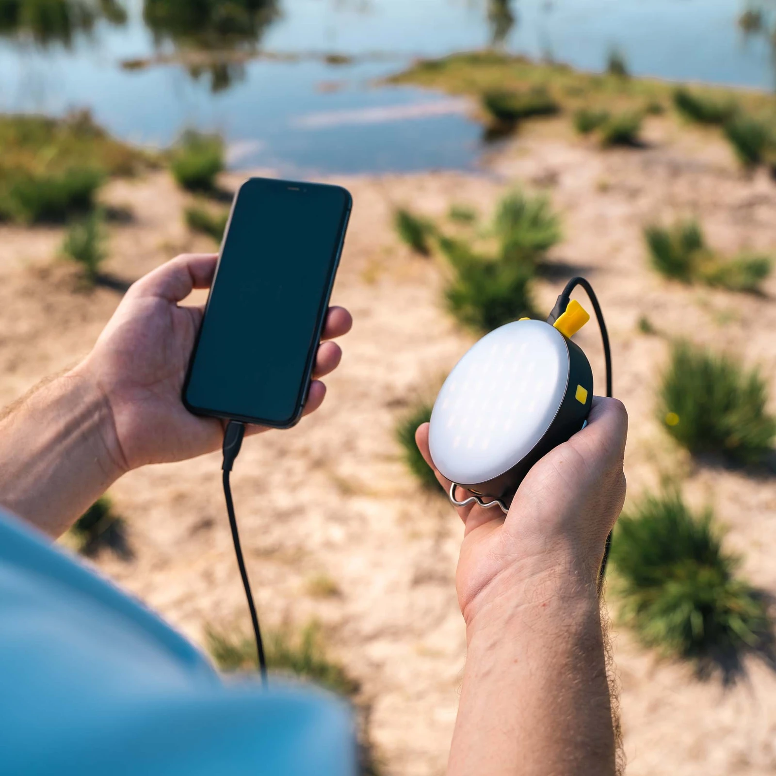 Aqiila Powerbank Lightbird BL10 20W 300lm